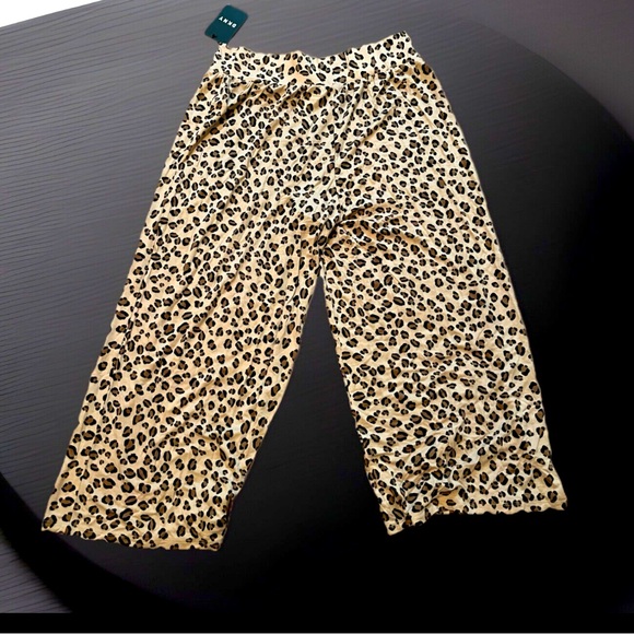 DKNY- ANIMAL PRINT WIDE leg/Cropped LOUNGE ELASTIC WAIST PANTS-XL (Bottoms) NWT - Picture 1 of 6